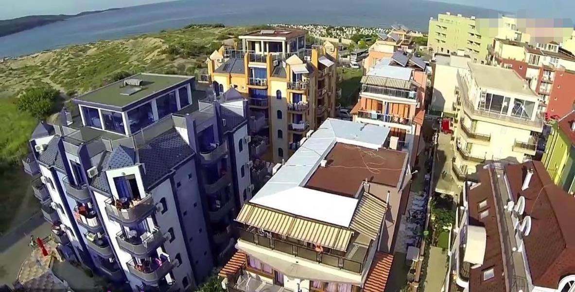 Хотел Калипсо Блу Primorsko Ngoại thất bức ảnh